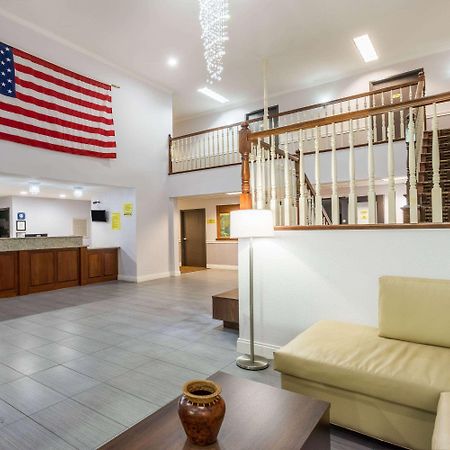 Quality Inn Calvert City - Paducah East Экстерьер фото